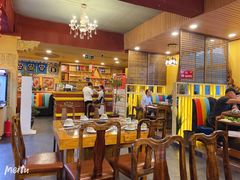 大堂-峰瑞藏地美食·石锅鸡·牦牛肉(大昭寺品牌店)
