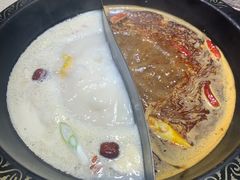 鸳鸯锅底-七秒鱼·斑鱼火锅(太阳城店)