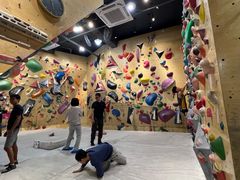 -Upper Climbing Gym 攀岩(华侨城店)