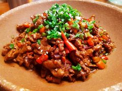 小炒黄牛肉-醉美东江·三文鱼·烧鸡公