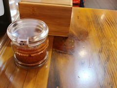 -丽虹云南过桥米线(兴工街店)