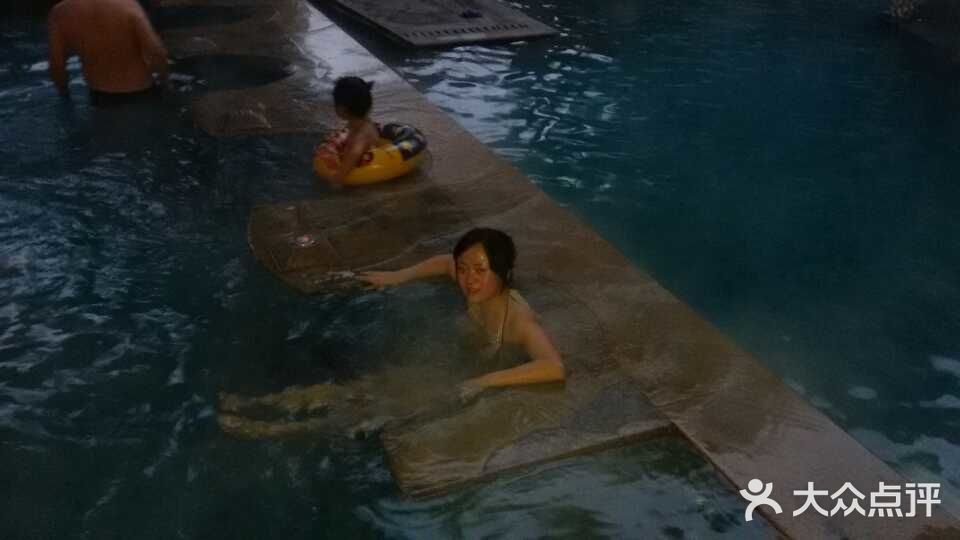 到重庆必来泡温泉之海棠晓月温泉攻略。