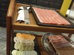 -唯成•韩国炭火烤肉 유성고기