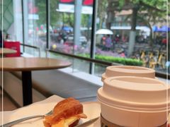 -星巴克臻选(上海淮海百盛购物中心店)