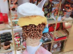 -VENCHI 闻绮(上海佛罗伦萨小镇店)