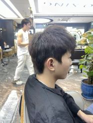 -藤野造型·专业烫染店
