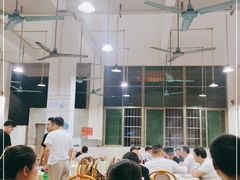 大堂-标记美食新鲜猪杂(兴南大道店)