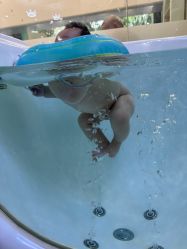 -雏芽婴幼儿游泳·小美医生小儿推拿(西村店)