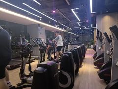 -威克健身游泳(万菱汇店)