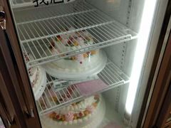 -红宝石·鲜奶小方·海派西点房(金杨店)