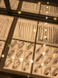 点击看大图 -老凤祥银楼(五角场万达广场店)