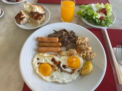 -Thana City Country Club