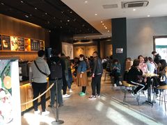 等位区-星巴克(天津佛罗伦萨小镇店)