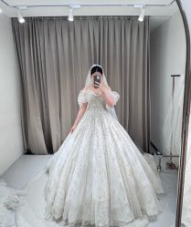 -PAI婚纱礼服设计馆【大牌租赁/高级定制】