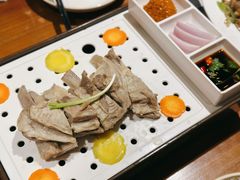 穆沙手抓肉（中份）-金手鼓·新疆菜(南京店)