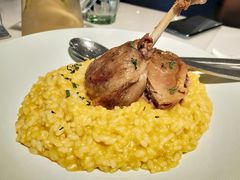 -港丽餐厅(高德置地店)