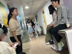 -荒岛实景沉浸密室(江汉路1店)