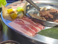 -哈哈碳都·牛肋条无限自助烤肉(宝龙店)