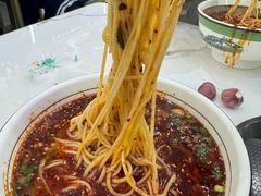 -伊穆祥牛肉面总店·清真