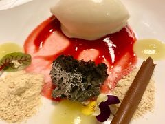 花椒冰淇淋配黑芝麻糕-鱼桥巷·美学川菜