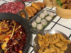 -鹿鸣山草本茶香火锅(园西路店)