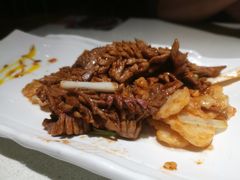 爆炒腰花-闫府私房菜·百年鲁菜(恒隆店)