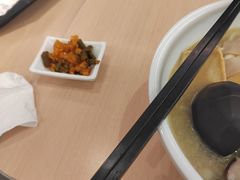 -蒙自源米线大王(东站店)