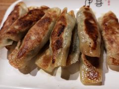 韭菜猪肉锅贴-伊喜饺子·烤鸭(五道口学院路店)