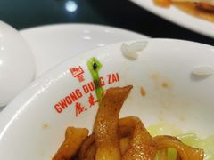 -广东仔港式茶餐厅(银泰店)