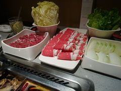-海底捞火锅鲜切牛肉主题店(长寿路店)