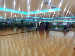 -奥力健身游泳俱乐部(华悦店)