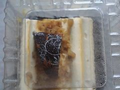 核桃白脱蛋糕-红宝石·鲜奶小方·海派西点房(南丹店)
