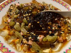-炉小二铜锅牛蛙•川湘菜(三里屯店)