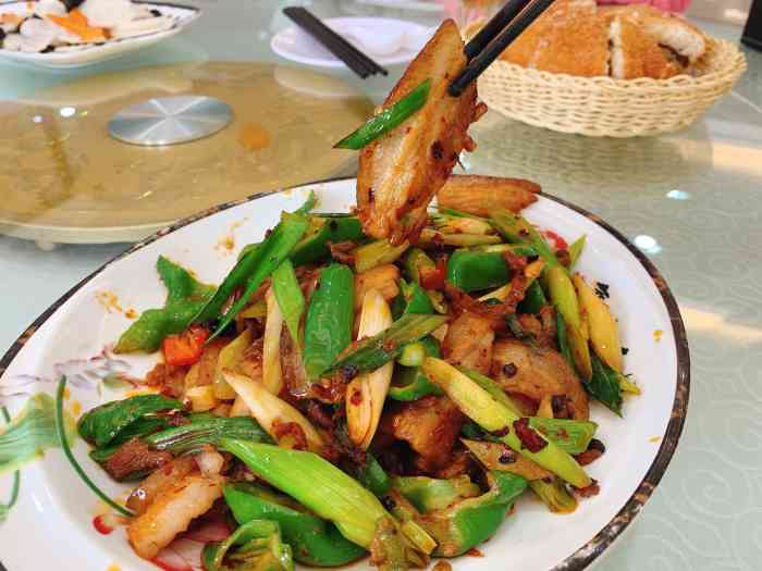 润泽楼餐厅-"去完鸣沙山,其实是来这吃团餐的,因为离莫.