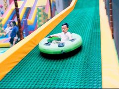 -蒙特利亲子乐园