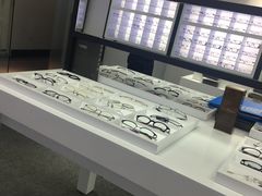 -造寸眼镜·蔡司官方授权店(东门店)