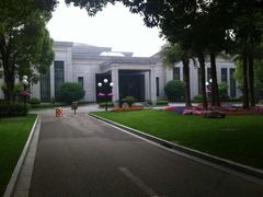 -西郊宾馆-地面停车场