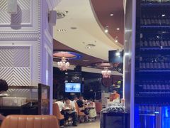 -荣誉国际酒店-云顶旋转餐厅