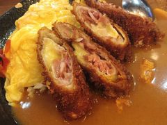 蓝带芝士蛋包饭-犀牛家猪排