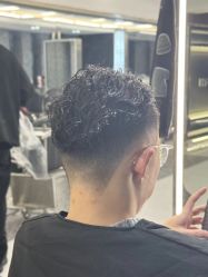 -厘里·salon