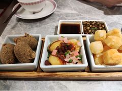 经典小吃拼-野山舂·贵州现舂酸汤牛肉(民生路店)