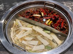 野生菌鸳鸯-小王少龙火锅(沙南街店)