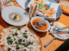 -JINNS锦时 steak&pizza(浸信会礼拜堂旧址店)