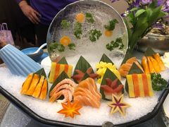 -三泉海中鲜海鲜加工零售广场(幸福时代店)