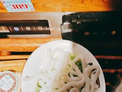 -老牌坊云南鱼豆花火锅(哈西万达店)