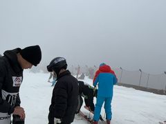 -浙东第一尖雪山欢乐谷