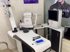 -诺柯视眼镜-蔡司依视路官方工厂店(淞南一店)