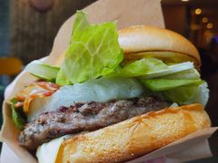 双层安格斯厚牛菠萝堡-麦当劳(宝山大厦店)