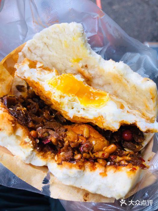 老马家马蓉蛋菜夹馍·腊牛肉夹馍-蛋菜夹馍-菜-蛋菜夹馍图片-西安美食