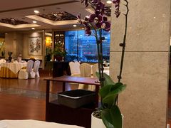 -顺峰海鲜酒楼(省府店)